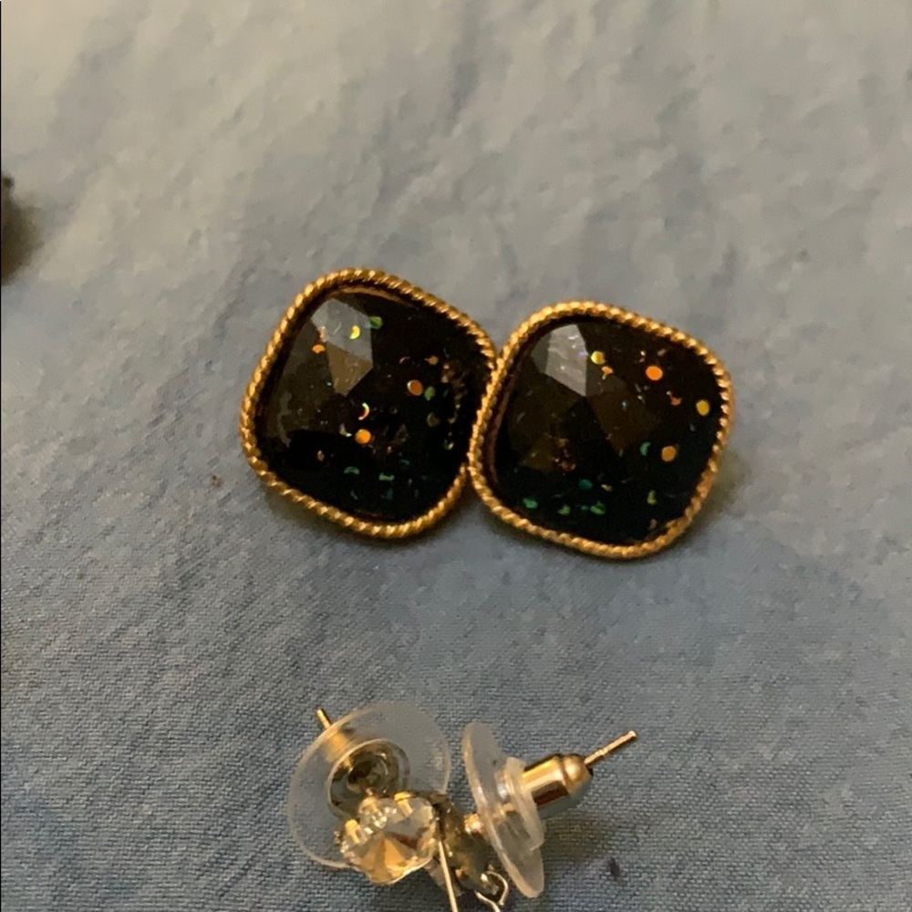 🌸 Earring Bundle 🌸 - Picture 7 of 12